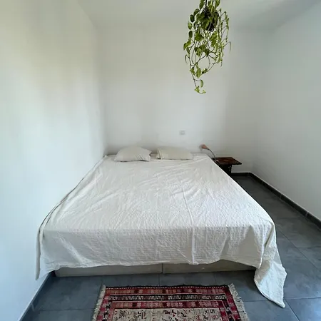 Double With Private Bathroom In Shared With Distant Sea View Appartamento *
