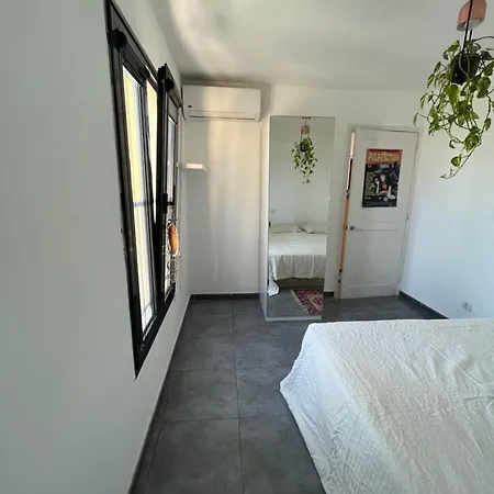 Double With Private Bathroom In Shared With Distant Sea View * Maspalomas (Gran Canaria)