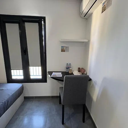 Double With Private Bathroom In Shared With Distant Sea View *
